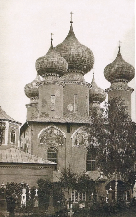 Тихвинский Богородице-Успенский мужской монастырь. Собор Успения Пресвятой Богородицы, Тихвин (Тихвинский район, Ленинградская область). архивная фотография, Фото: 1909-1910 гг. Почтовая карточка, изд. В. Кауффенд. СПБ.,б. Пушкарская,5