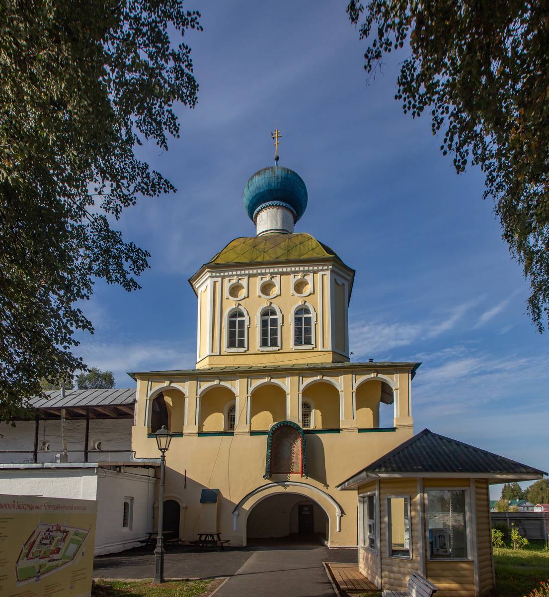 Тихвинский Богородице-Успенский мужской монастырь. Церковь Тихвинской иконы Божией Матери, Тихвин (Тихвинский район, Ленинградская область). фасады, Вид с востока
