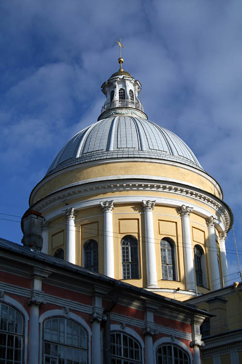 Троицкая Александро-Невская лавра. Собор Троицы Живоначальной, Центральный район (Санкт-Петербург, г. Санкт-Петербург). архитектурные детали, Купол собора.