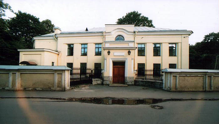 Троицкая Александро-Невская лавра. Церковь Тихвинской иконы Божией Матери, Центральный район (Санкт-Петербург, г. Санкт-Петербург). фасады