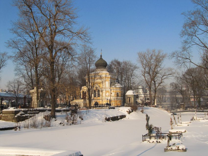 Троицкая Александро-Невская лавра. Церковь Николая Чудотворца, Центральный район (Санкт-Петербург, г. Санкт-Петербург). общий вид в ландшафте