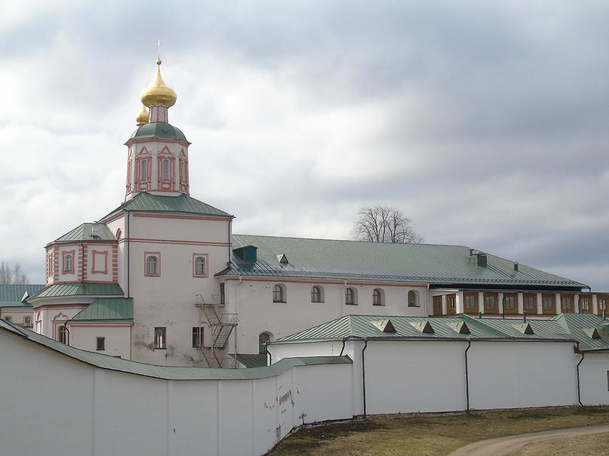 фасады. Иверский монастырь. Трапезная церковь Богоявления Господня, Валдай (Валдайский район, Новгородская область)