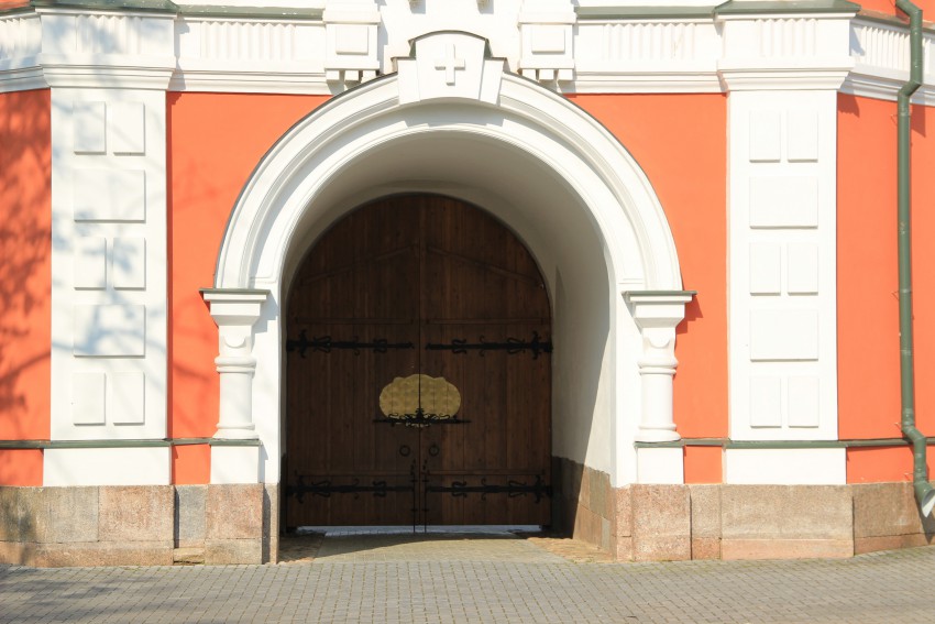 Валдай. Иверский монастырь. Церковь Филиппа, митрополита Московского. архитектурные детали