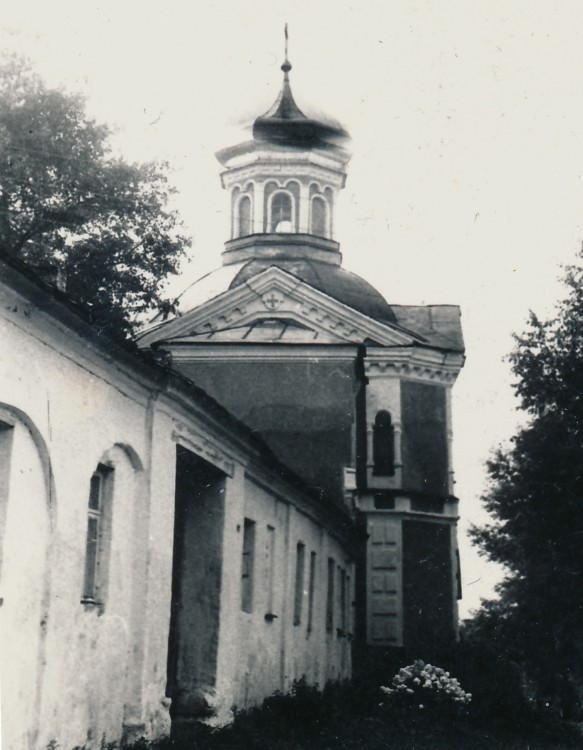 Валдай. Иверский монастырь. Церковь Филиппа, митрополита Московского. фасады