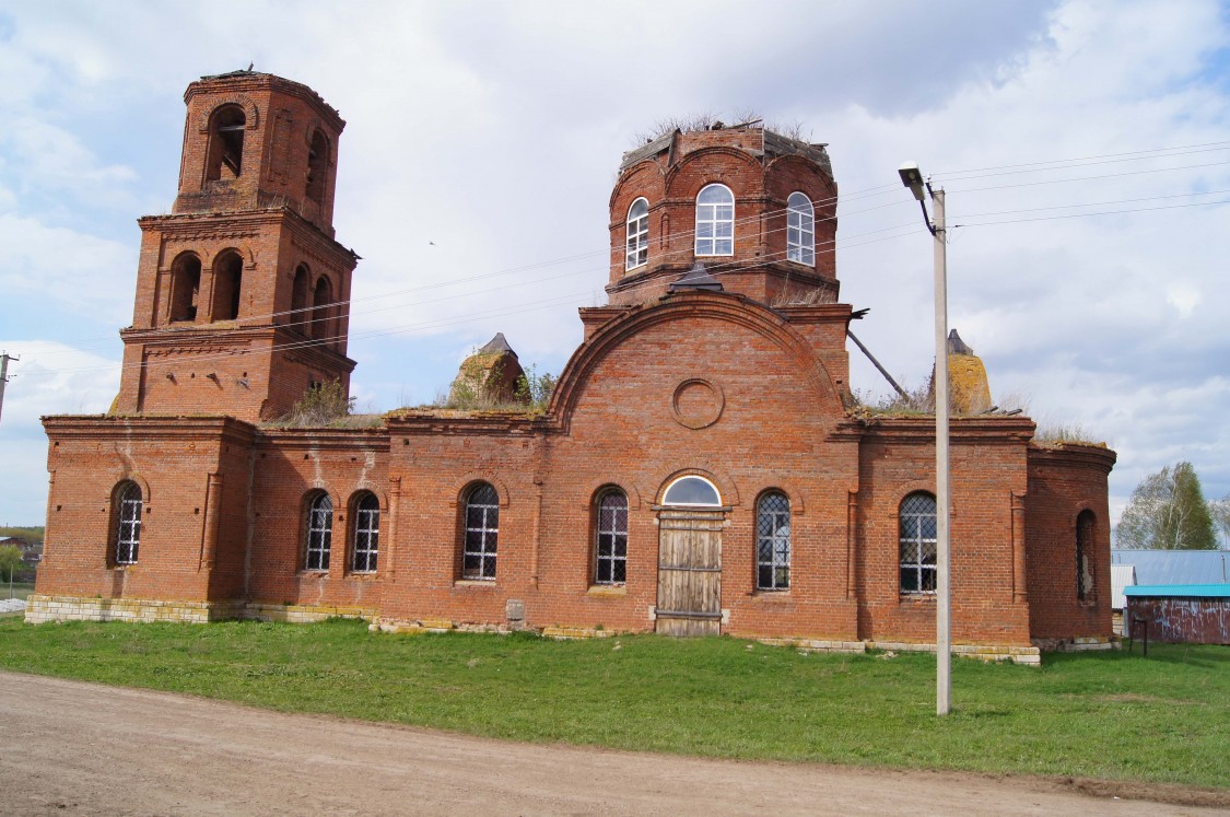 Церковь Михаила Архангела, Николаевка (Бирский район, Республика Башкортостан). фасады