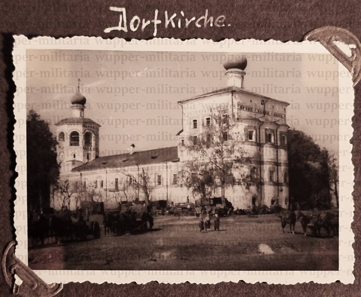 Николо-Вяжищский ставропигиальный женский монастырь. Церковь Иоанна Богослова с трапезной церковью Вознесения Господня, Вяжищи (Новгородский район, Новгородская область). архивная фотография, Фото 1942 г. с аукциона e-bay.de