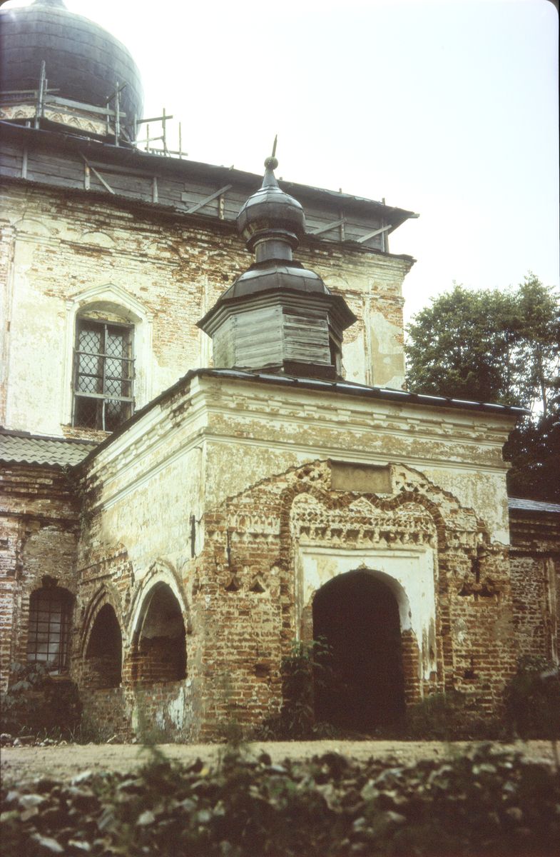 архитектурные детали. Троицкий Михаило-Клопский монастырь. Собор Троицы Живоначальной, Сельцо (Новгородский район, Новгородская область)