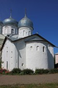 Великий Новгород. Зверин монастырь. Церковь Покрова Пресвятой Богородицы