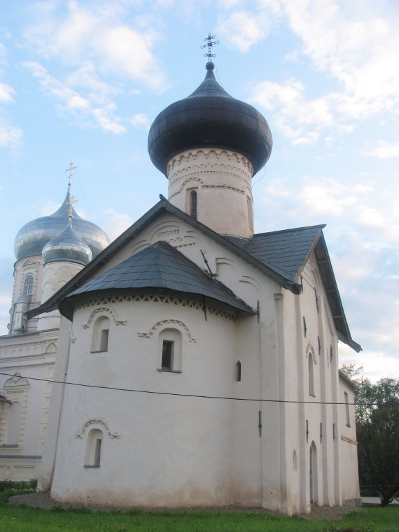 Великий Новгород. Зверин монастырь. Церковь Симеона Богоприимца. фасады