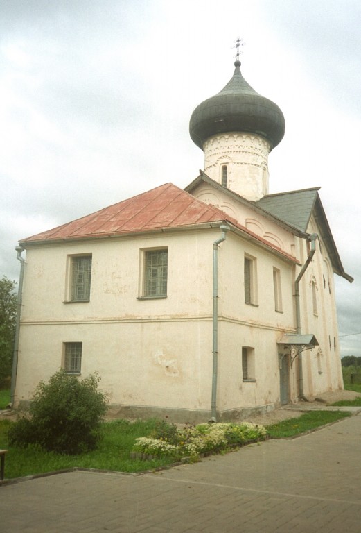 Великий Новгород. Зверин монастырь. Церковь Симеона Богоприимца. фасады