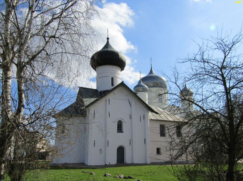 Великий Новгород. Зверин монастырь. Церковь Симеона Богоприимца. фасады