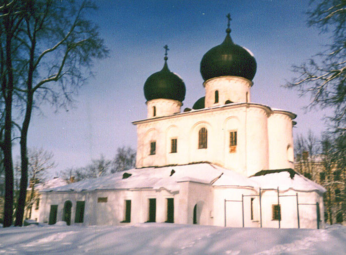 Великий Новгород. Антониев монастырь. фасады