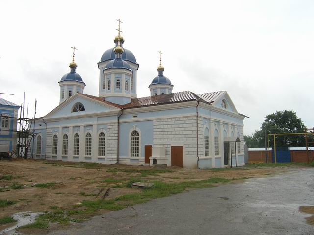 Оранский Богородицкий мужской монастырь. Церковь Рождества Пресвятой Богородицы, Оранки (Богородский район, Нижегородская область). общий вид в ландшафте