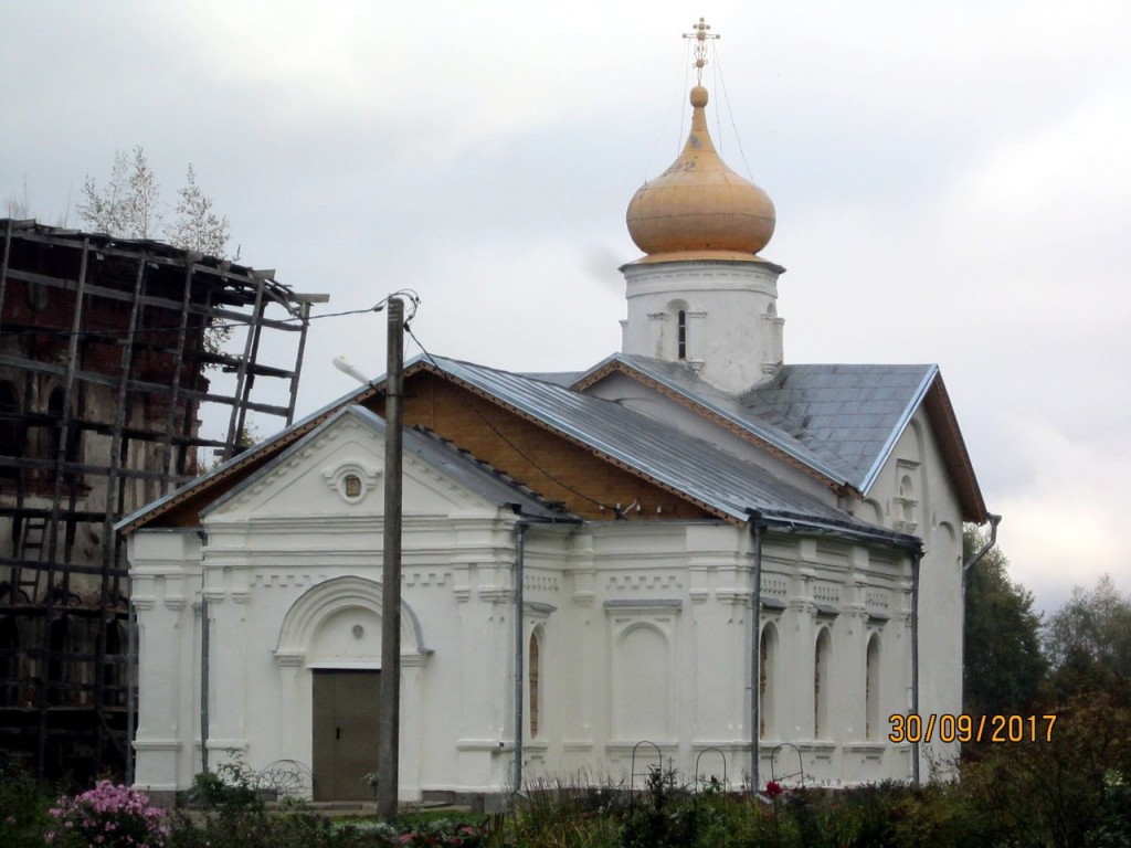 Никольский Косинский монастырь. Церковь Николая Чудотворца, Косино (Старорусский район, Новгородская область). фасады, Церковь Святителя Николая Чудотворца.