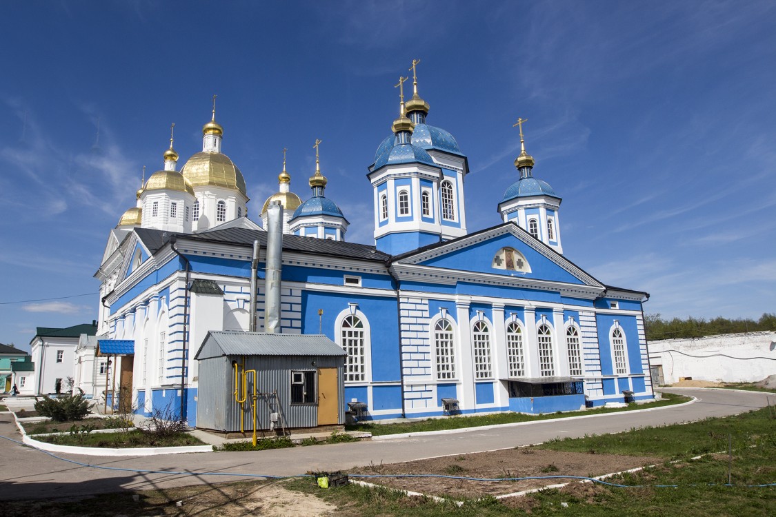 Оранки. Оранский Богородицкий мужской монастырь. Церковь Рождества Пресвятой Богородицы. фасады