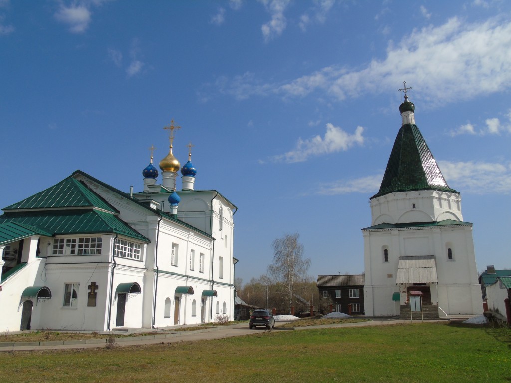 Храмовый комплекс бывшего Покровского монастыря, Балахна (Балахнинский район, Нижегородская область). фасады