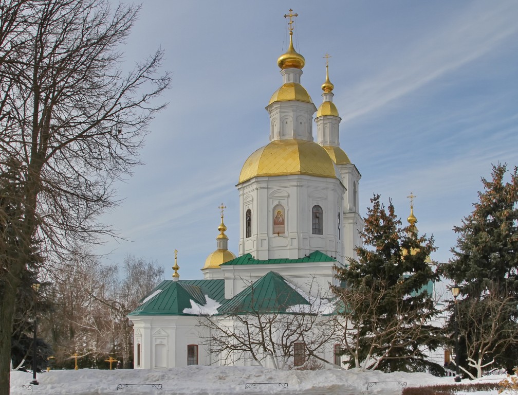 Дивеево. Серафимо-Дивеевский Троицкий монастырь. Собор Казанской иконы Божией Матери. фасады