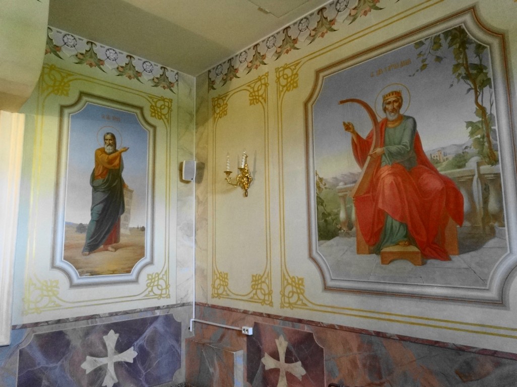 Серафимо-Дивеевский Троицкий монастырь. Собор Казанской иконы Божией Матери, Дивеево (Дивеевский район, Нижегородская область). интерьер и убранство, в притворе