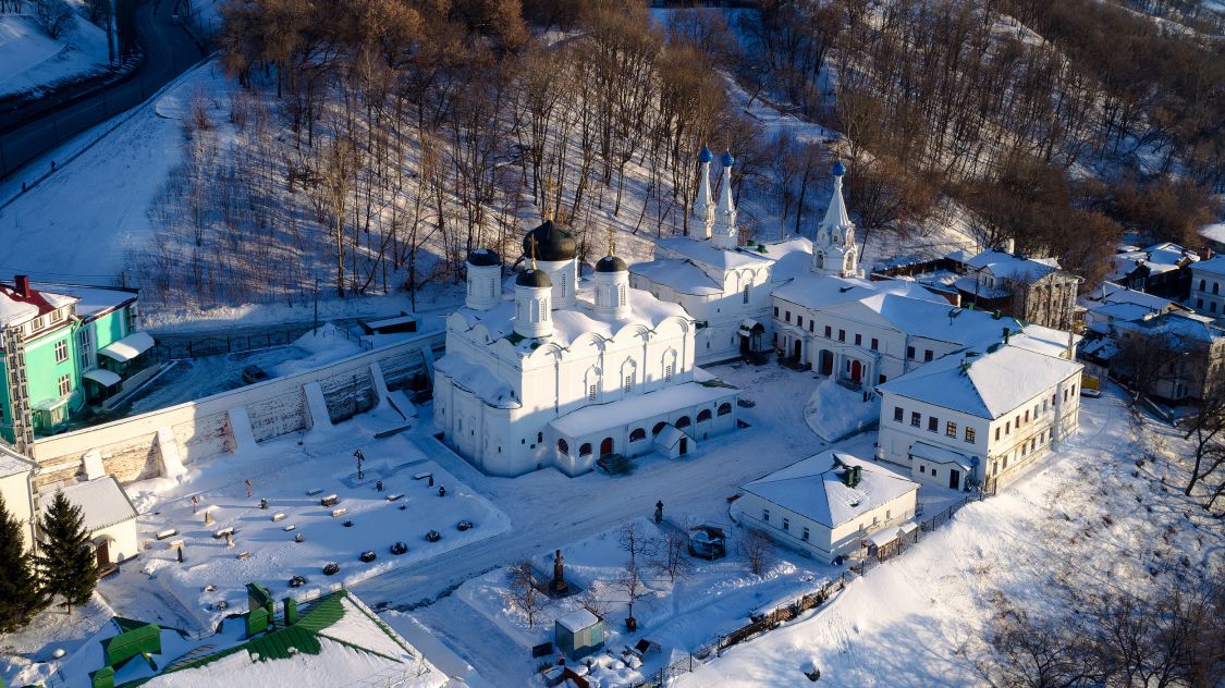 Нижегородский район. Благовещенский монастырь. Собор Благовещения Пресвятой Богородицы. общий вид в ландшафте