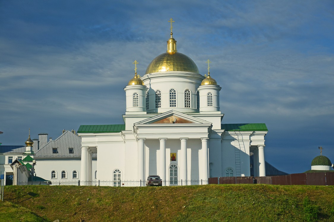 Нижегородский район. Благовещенский монастырь. Церковь Алексия, митрополита Московского. фасады