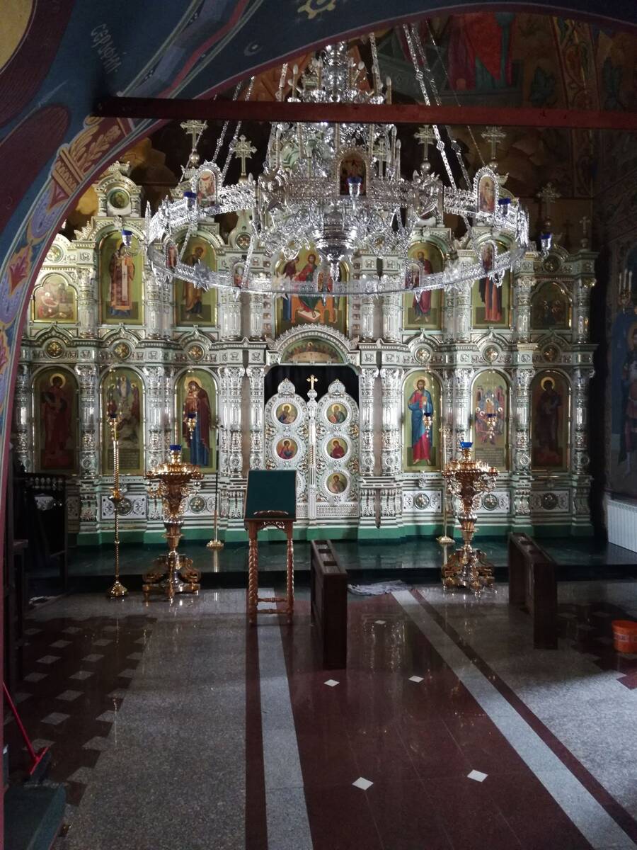 Нижегородский район. Печёрский Вознесенский монастырь. Церковь Успения Пресвятой Богородицы в трапезной. интерьер и убранство, Главный иконостас