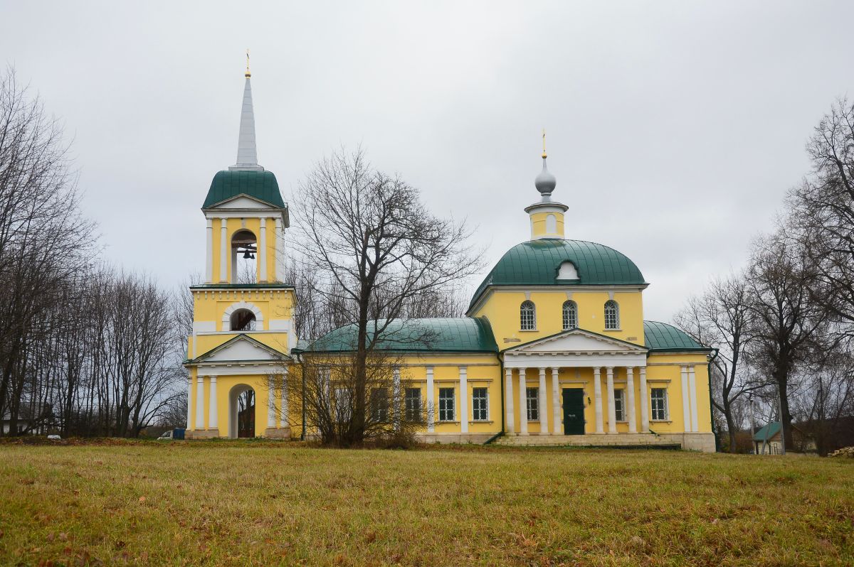 Церковь Сошествия Святого Духа, Моногарово (Зарайский городской округ, Московская область). фасады