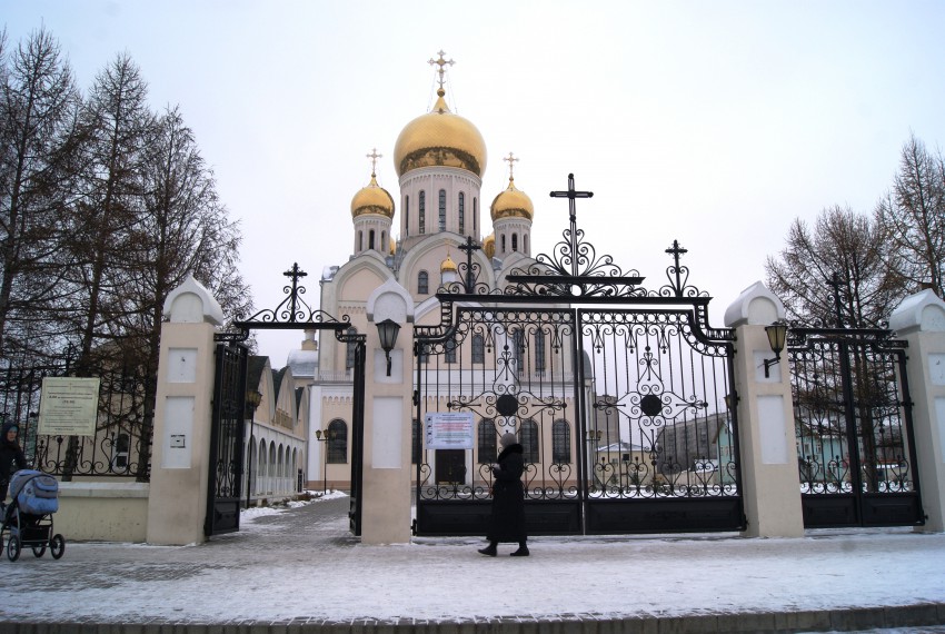 Новосибирск. Собор Троицы Живоначальной (