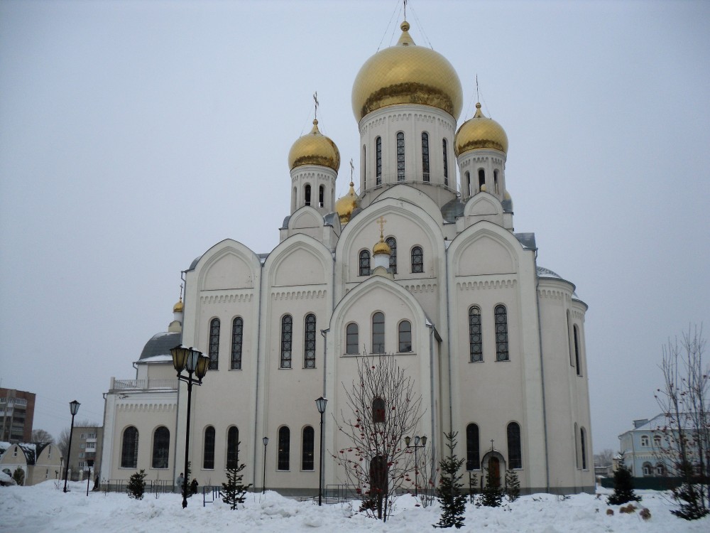 Новосибирск. Собор Троицы Живоначальной (