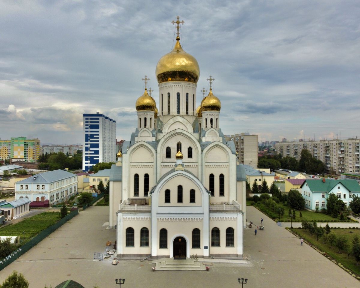 Собор Троицы Живоначальной (