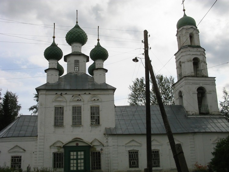 Любим. Церковь Введения во храм Пресвятой Богородицы. фасады