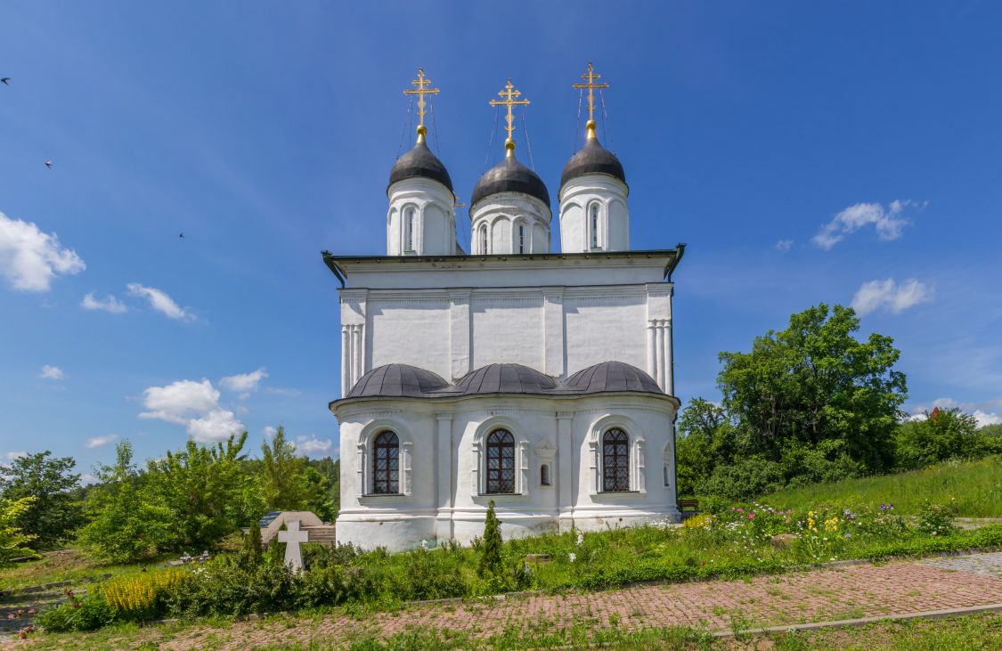 Троицкий Рождества Богородицы Оптин монастырь. Собор Троицы Живоначальной, Болхов (Болховский район, Орловская область). фасады, Вид с востока