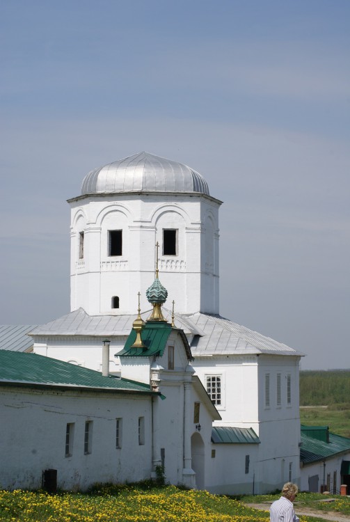 Соликамск. Вознесенский Троицкий монастырь. Церковь Михаила Малеина. фасады