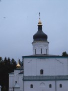 Елизарово. Спасо-Елеазаровский женский монастырь. Собор Трех Святителей