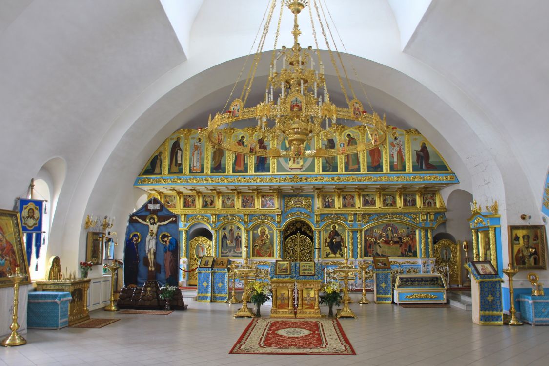 Иоанно-Богословский Савво-Крыпецкий мужской монастырь. Церковь Успения Пресвятой Богородицы и Иоанна Лествичника, Крыпецкое (Псковский район, Псковская область). интерьер и убранство