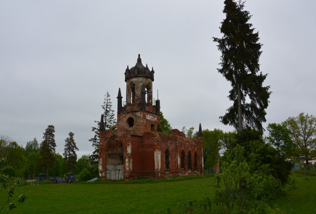 Церковь Троицы Живоначальной, Андрианово (Тосненский район, Ленинградская область). фасады