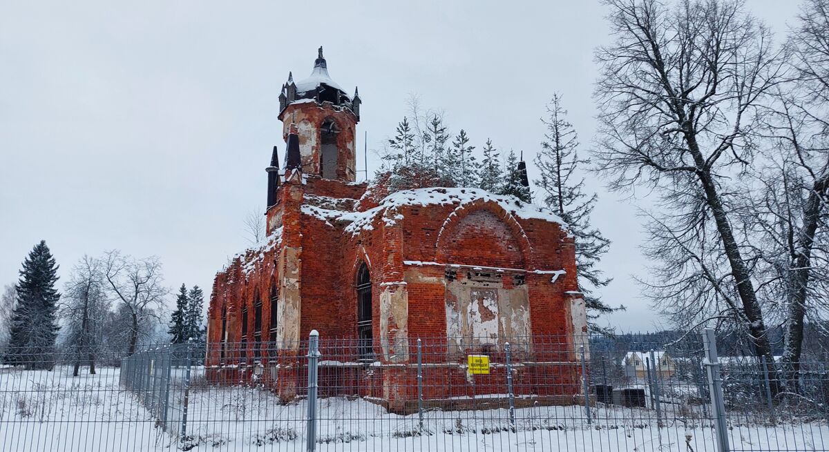Церковь Троицы Живоначальной, Андрианово (Тосненский район, Ленинградская область). фасады