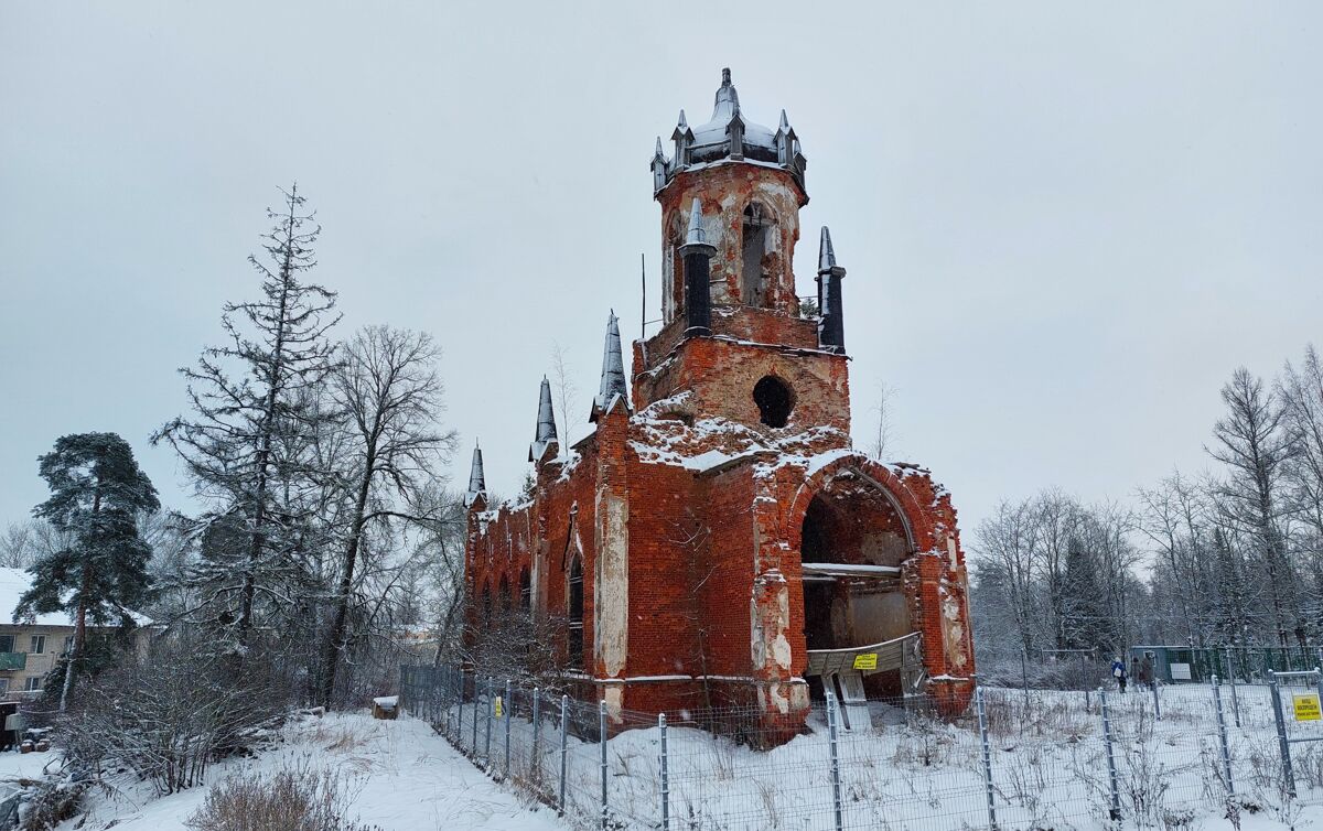 Церковь Троицы Живоначальной, Андрианово (Тосненский район, Ленинградская область). фасады