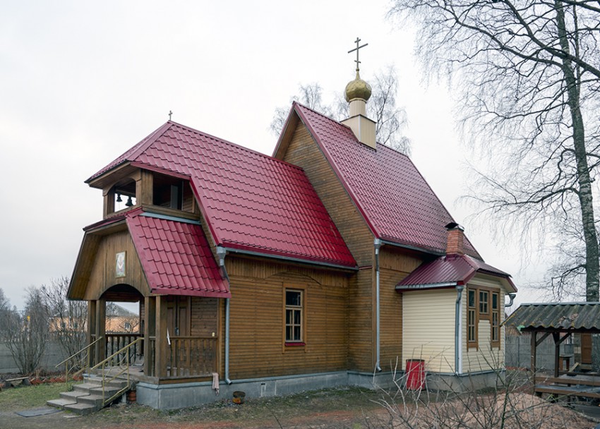 Церковь Покрова Пресвятой Богородицы, Пельгорское (Тосненский район, Ленинградская область). фасады, Вид с юго-западной стороны.