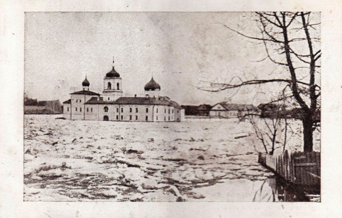 Спасо-Преображенский Мирожский монастырь. Церковь Стефана архидиакона, Псков (Псков, город, Псковская область). архивная фотография, Немецкая тиражная почтовая открытка 1942 г.