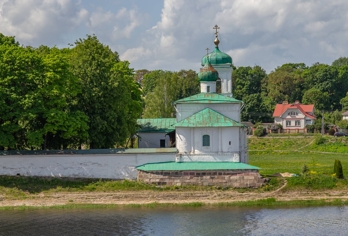 Спасо-Преображенский Мирожский монастырь. Церковь Стефана архидиакона, Псков (Псков, город, Псковская область). фасады, Вид с востока