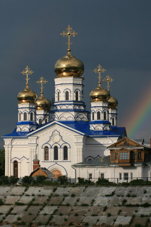 Цивильск. Тихвинский Богородицкий женский монастырь. Собор Тихвинской иконы Божией Матери. фасады