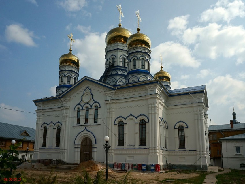 Тихвинский Богородицкий женский монастырь. Собор Тихвинской иконы Божией Матери, Цивильск (Цивильский район, Республика Чувашия). фасады