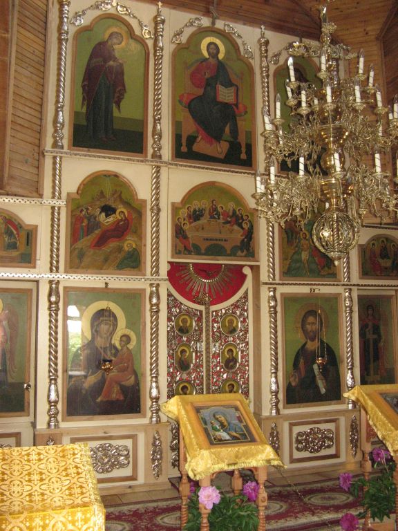Тихвинский Богородицкий женский монастырь. Церковь Харалампия, Цивильск (Цивильский район, Республика Чувашия). интерьер и убранство, Фрагмент иконостаса храма