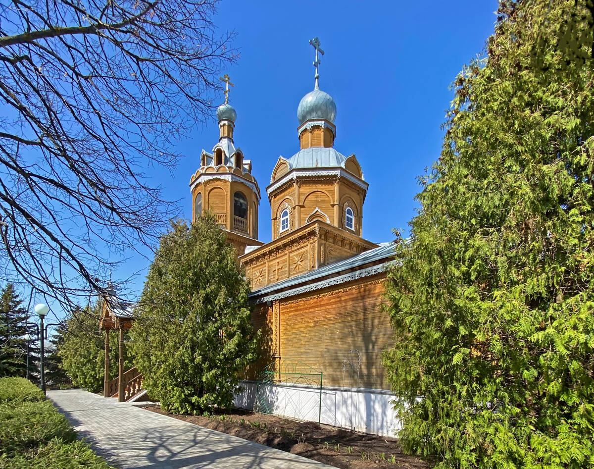 Тихвинский Богородицкий женский монастырь. Церковь Харалампия, Цивильск (Цивильский район, Республика Чувашия). архитектурные детали, Вид с юго-востока