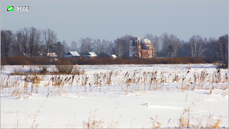 Золотая Грива. Церковь Бориса и Глеба. общий вид в ландшафте, Панорама с запада