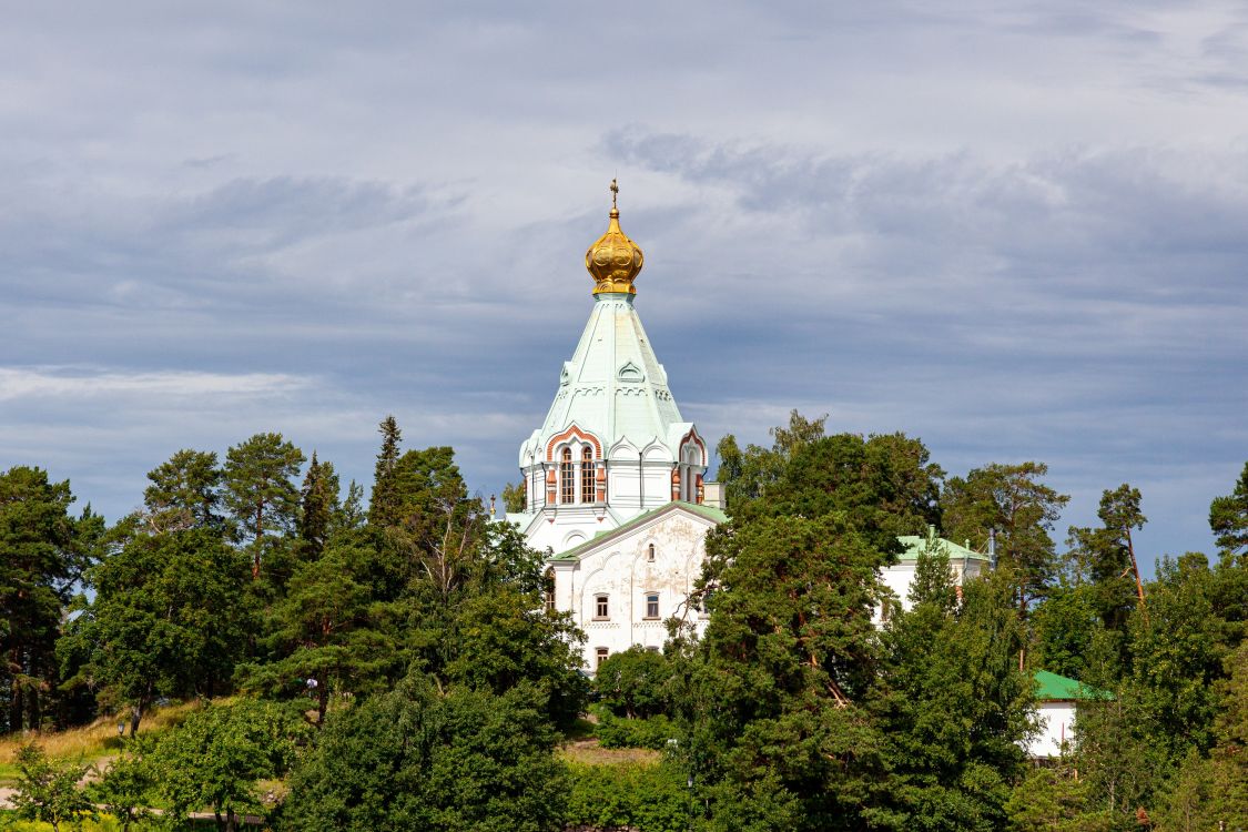 Спасо-Преображенский Валаамский монастырь. Никольский скит, Валаамские острова (Сортавальский район, Республика Карелия). общий вид в ландшафте