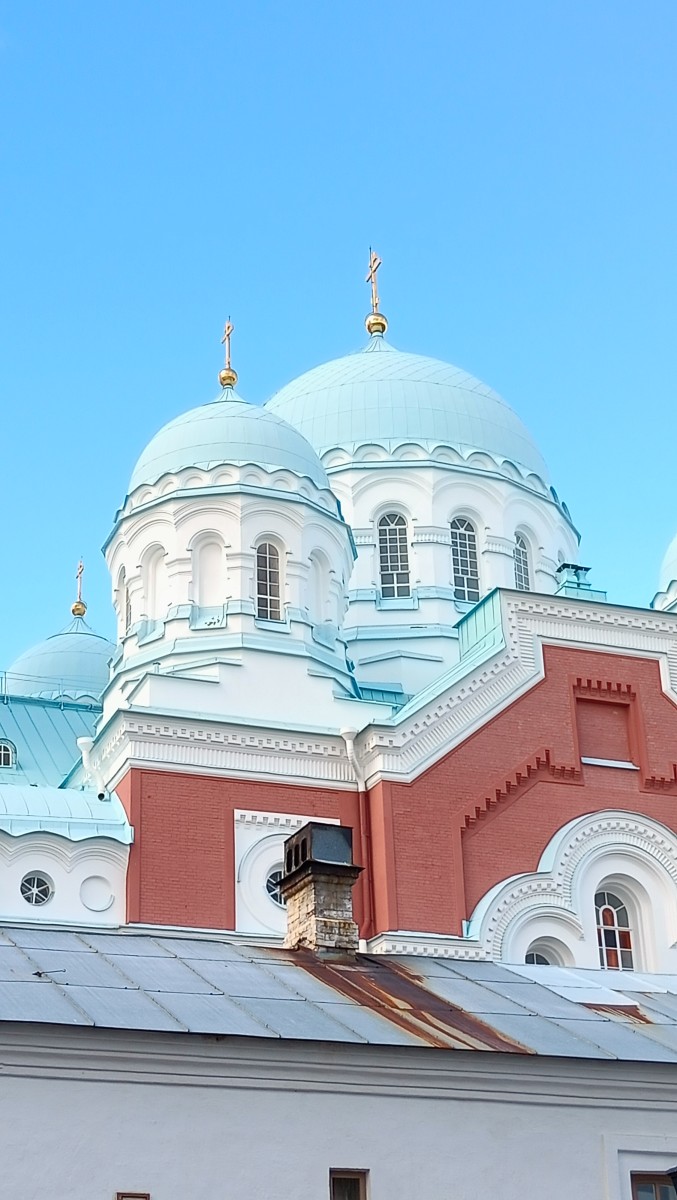 Валаамские острова. Спасо-Преображенский Валаамский монастырь. Главная усадьба. Собор Спаса Преображения. архитектурные детали