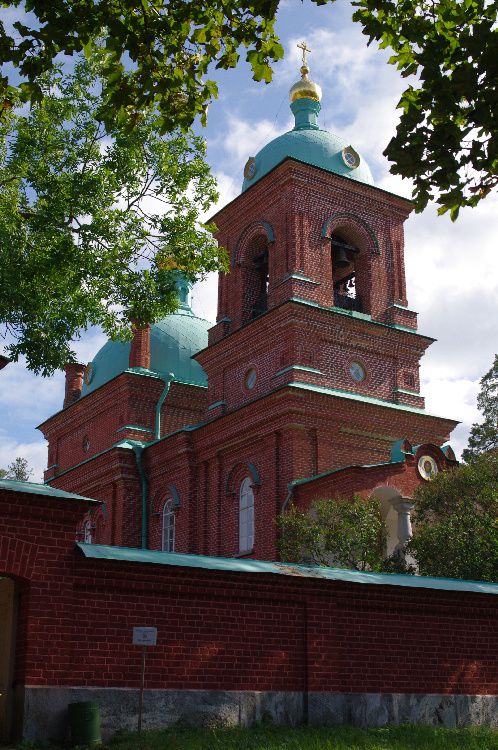 Валаамские острова. Спасо-Преображенский Валаамский монастырь. Воскресенский скит. Церковь Воскресения Христова. фасады, Вид с северо-запада