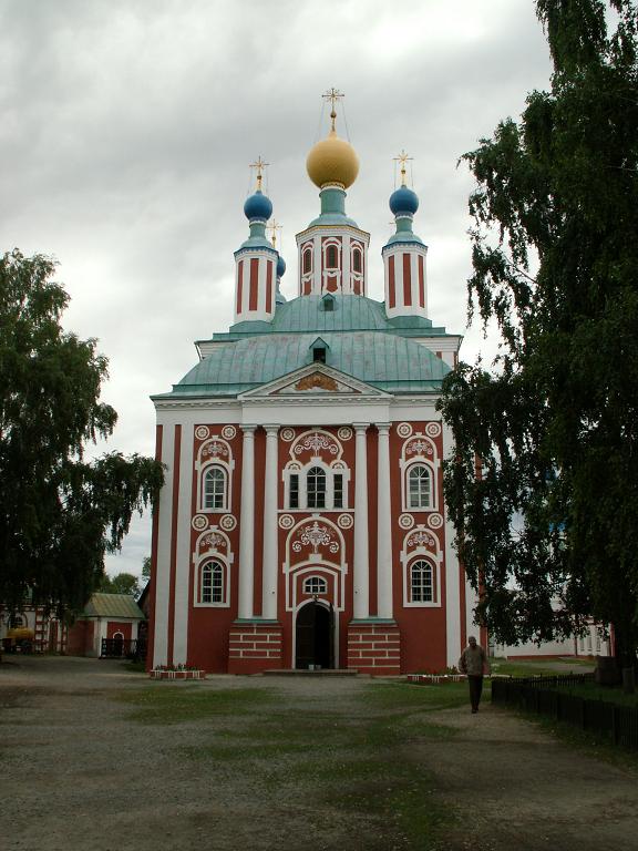 Санаксырь. Рождество-Богородичный Санаксарский мужской монастырь. Церковь Рождества Пресвятой Богородицы. фасады