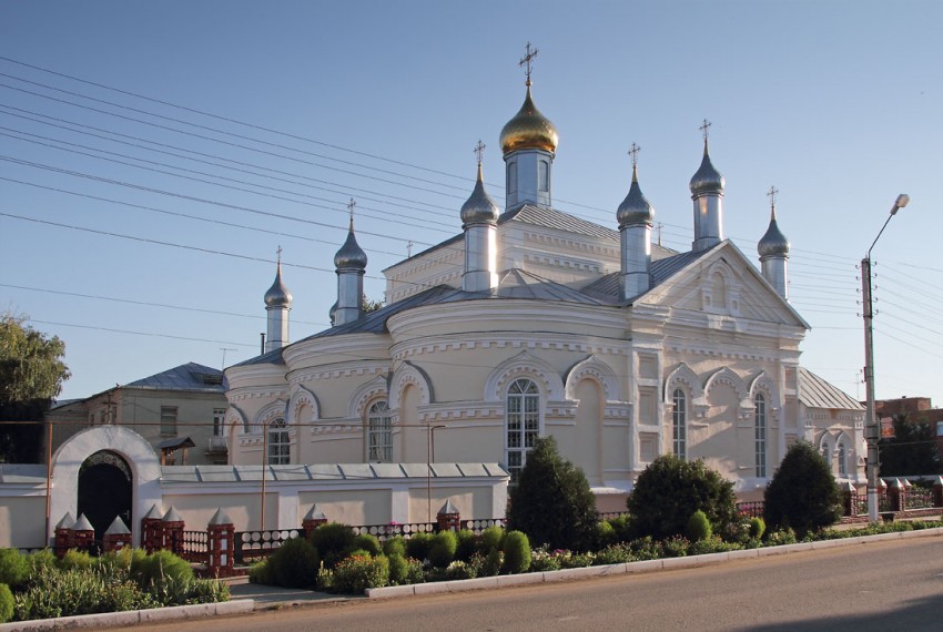 Инсар. Свято-Ольгинский женский монастырь. Церковь Ольги равноапостольной. фасады